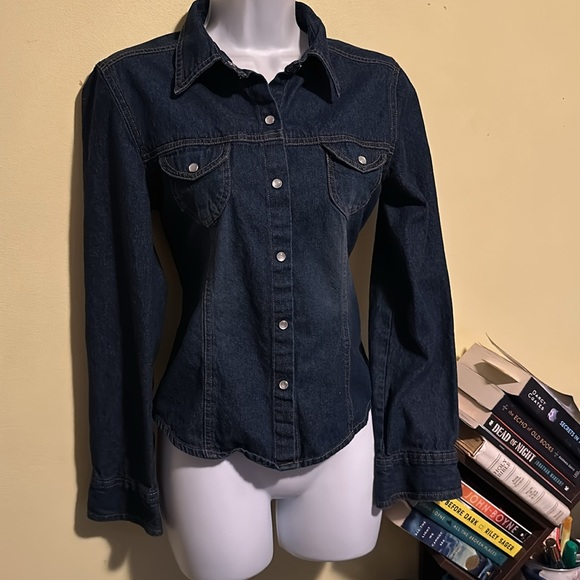Periscope Denim Button Down Shirt Runs Small - Picture 2 of 6